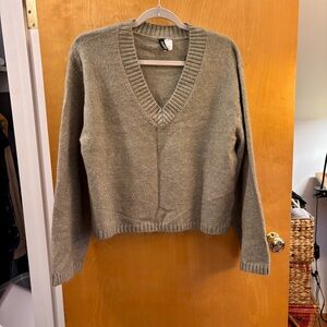 Gray green wool content blend v neck sweater H&M